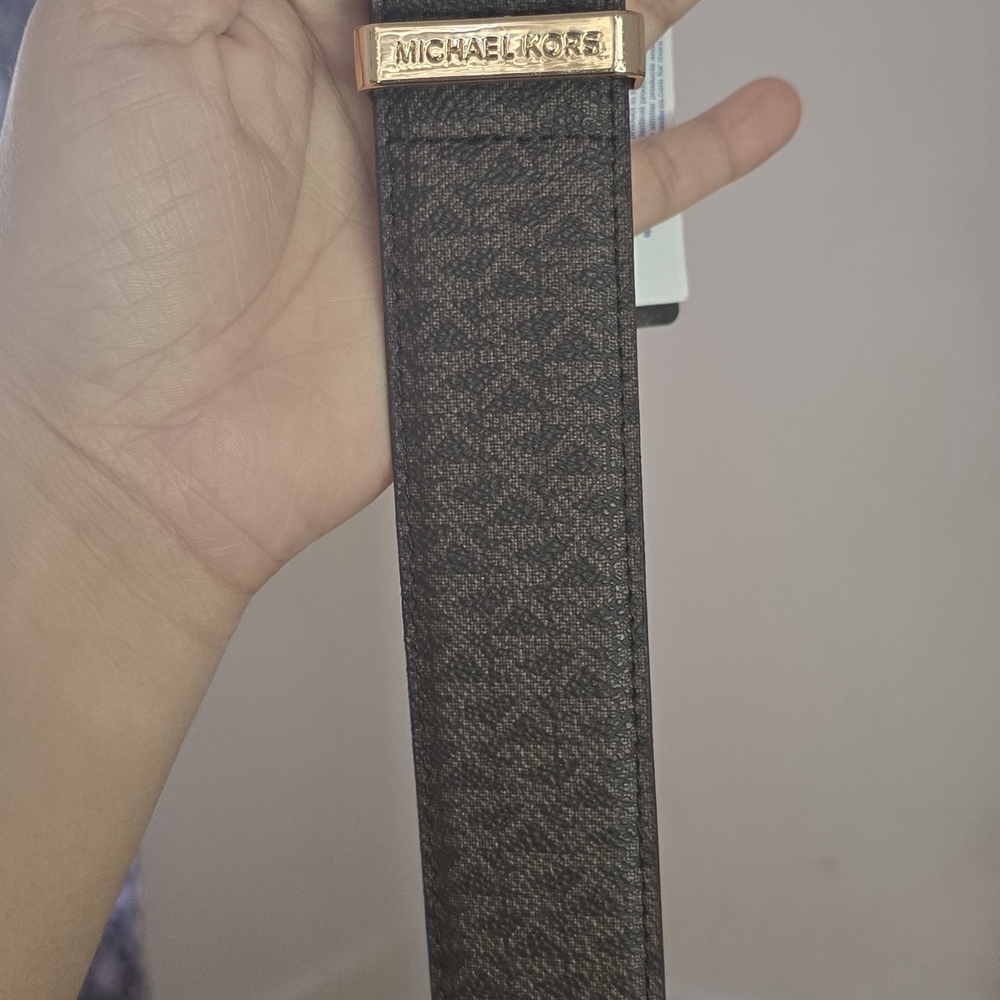 Michael Kors Black and Gold Womens  Belt Size 1 X